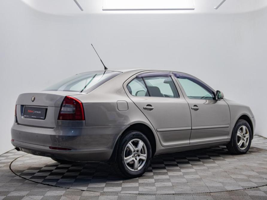 Skoda Octavia II (A5) Рестайлинг Москва  - изображение 5