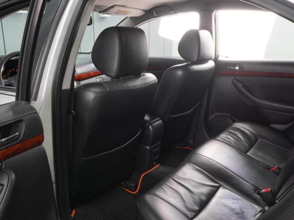 Toyota Avensis II с пробегом 2005 года, цена 729 000 рублей, 326613 км, седан, Автокод Объявления
