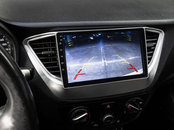 Hyundai Solaris II с пробегом 2017 года, цена 1 270 000 рублей, 142337 км, седан, Автокод Объявления