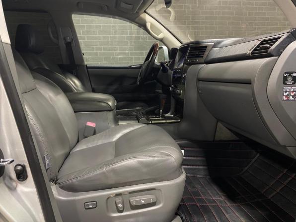 Lexus LX III с пробегом 2008 года, цена 2 900 000 рублей, 347008 км, внедорожник, Автокод Объявления