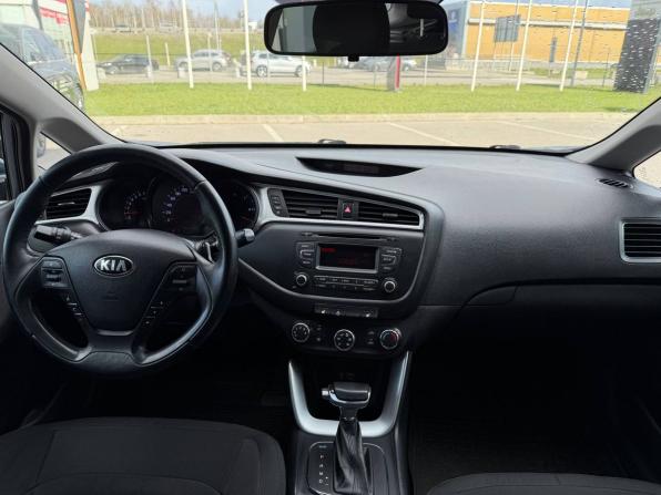 Kia Ceed II Рестайлинг с пробегом 2015 года, цена 965 000 рублей, 213723 км, универсал, Автокод Объявления