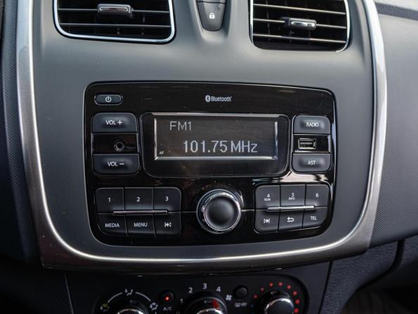 Renault Sandero II с пробегом 2018 года, цена 1 240 000 рублей, 34467 км, хэтчбек, Автокод Объявления