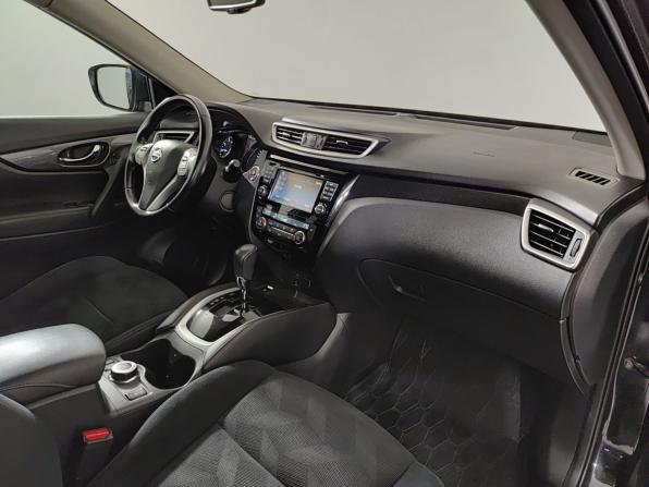 Nissan X-Trail III с пробегом 2017 года, цена 1 670 000 рублей, 199101 км, внедорожник, Автокод Объявления