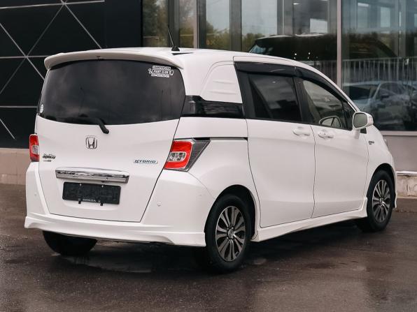 Honda Freed I Рестайлинг с пробегом 2014 года, цена 1 155 000 рублей, 169886 км, компактвэн, Автокод Объявления