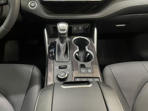 Toyota Highlander IV (XU70) с пробегом 2025 года, цена 5 400 000 рублей, 19 км, внедорожник, Автокод Объявления