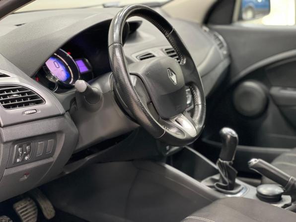 Renault Megane III Рестайлинг с пробегом 2013 года, цена 749 000 рублей, 132463 км, хэтчбек, Автокод Объявления