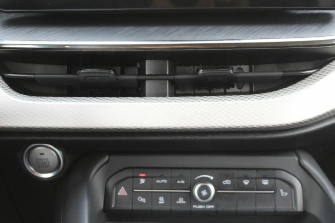 Haval F7 I Рестайлинг с пробегом 2022 года, цена 1 799 000 рублей, 64000 км, внедорожник, Автокод Объявления