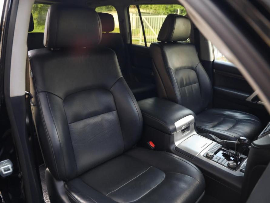 Toyota Land Cruiser 200 Series Рестайлинг 2 Санкт-Петербург  - изображение 25