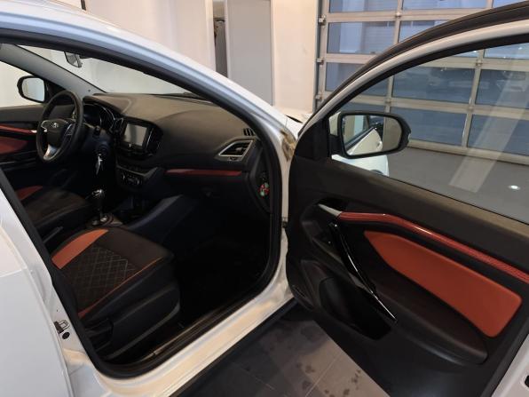 Lada (ВАЗ) Vesta I с пробегом 2019 года, цена 1 127 000 рублей, 52450 км, универсал, Автокод Объявления