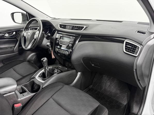 Nissan Qashqai II с пробегом 2018 года, цена 1 773 000 рублей, 27622 км, внедорожник, Автокод Объявления