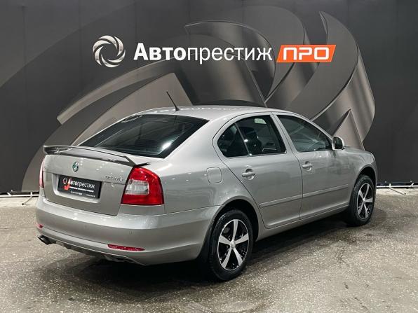 Skoda Octavia II (A5) Рестайлинг с пробегом 2011 года, цена 950 000 рублей, 135346 км, лифтбек, Автокод Объявления