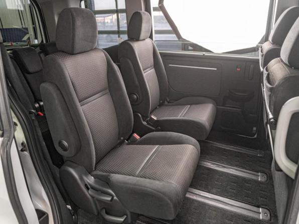 Honda Stepwgn V с пробегом 2016 года, цена 1 849 000 рублей, 152036 км, минивэн, Автокод Объявления