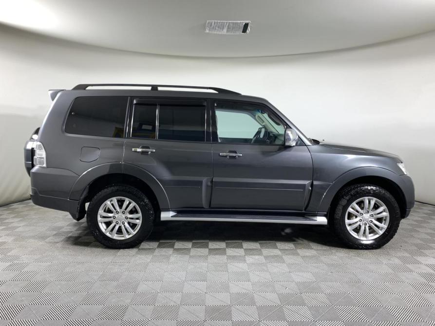 Mitsubishi Pajero IV Рестайлинг 2 Москва  - изображение 4