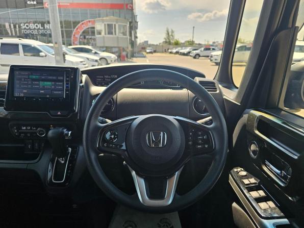 Honda N-BOX II с пробегом 2018 года, цена 919 995 рублей, 148862 км, минивэн, Автокод Объявления