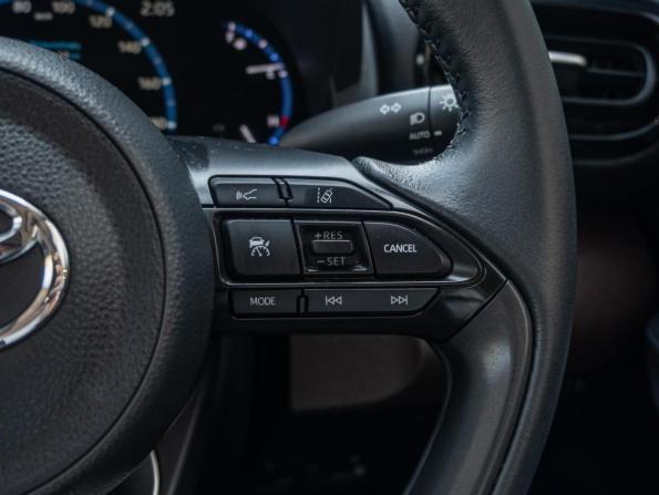 Toyota Yaris Cross I с пробегом 2021 года, цена 2 230 000 рублей, 20881 км, внедорожник, Автокод Объявления