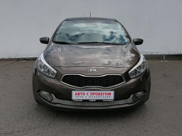Kia Ceed II с пробегом 2013 года, цена 985 000 рублей, 260942 км, хэтчбек, Автокод Объявления