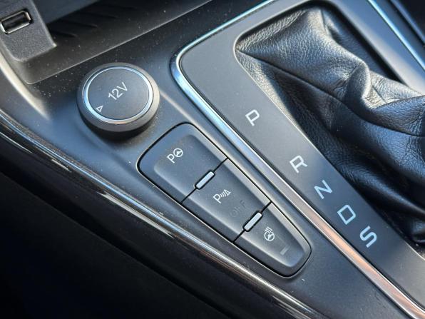 Ford Focus III Рестайлинг с пробегом 2018 года, цена 1 379 000 рублей, 118000 км, универсал, Автокод Объявления