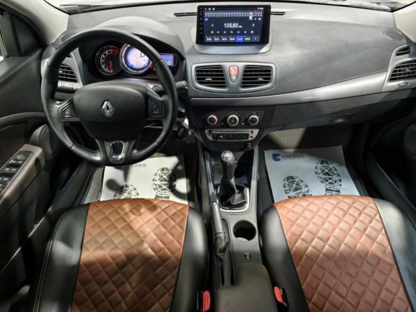 Renault Fluence I Рестайлинг с пробегом 2015 года, цена 864 000 рублей, 107016 км, седан, Автокод Объявления