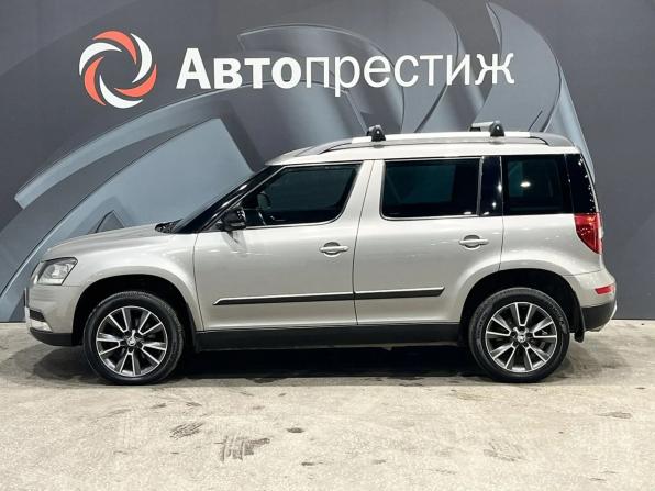 Skoda Yeti I Рестайлинг с пробегом 2017 года, цена 1 415 000 рублей, 164297 км, внедорожник, Автокод Объявления