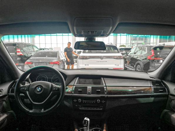 BMW X5 II (E70) Рестайлинг с пробегом 2013 года, цена 2 022 500 рублей, 229000 км, внедорожник, Автокод Объявления