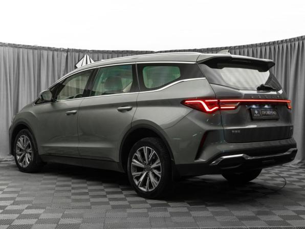 Geely Jiaji I Рестайлинг с пробегом 2022 года, цена 2 350 000 рублей, 75174 км, минивэн, Автокод Объявления