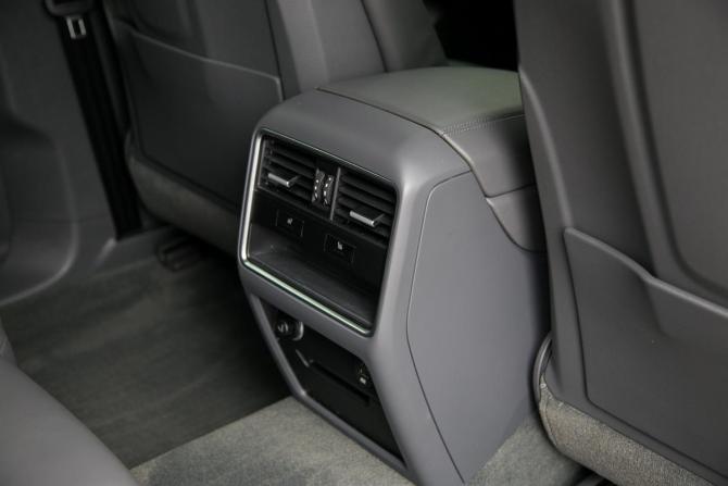 Porsche Cayenne III с пробегом 2018 года, цена 6 890 000 рублей, 68818 км, внедорожник, Автокод Объявления