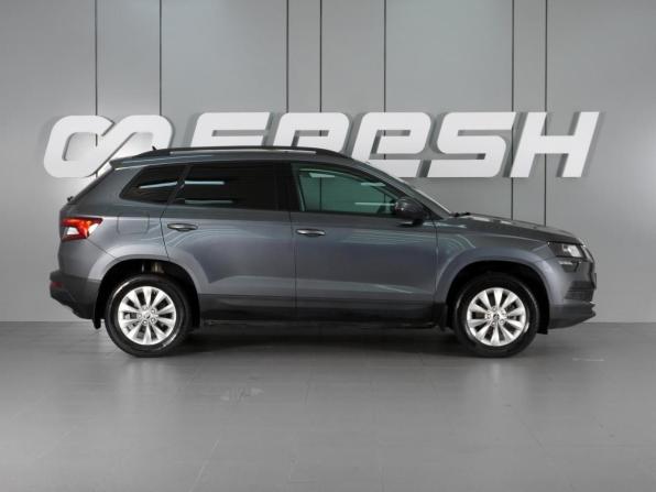 Skoda Karoq I с пробегом 2020 года, цена 2 475 000 рублей, 85852 км, внедорожник, Автокод Объявления