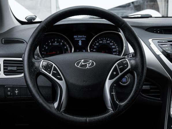 Hyundai Elantra V (MD) с пробегом 2011 года, цена 850 000 рублей, 256410 км, седан, Автокод Объявления