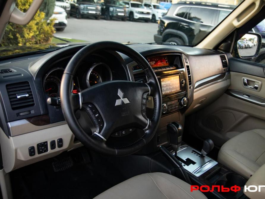 Mitsubishi Pajero IV Рестайлинг 2 Москва  - изображение 10