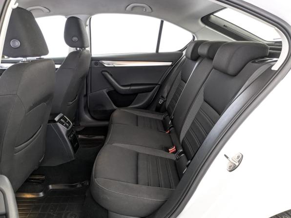 Skoda Octavia III (A7) Рестайлинг с пробегом 2020 года, цена 1 655 000 рублей, 133830 км, лифтбек, Автокод Объявления