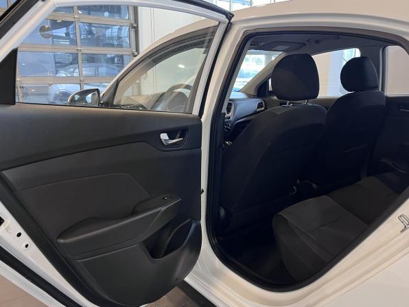 Hyundai Solaris II Рестайлинг с пробегом 2022 года, цена 1 774 000 рублей, 97425 км, седан, Автокод Объявления
