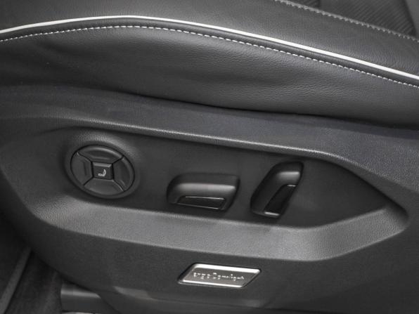 Volkswagen Touareg III Рестайлинг с пробегом 2026 года, цена 12 750 000 рублей, 11 км, внедорожник, Автокод Объявления