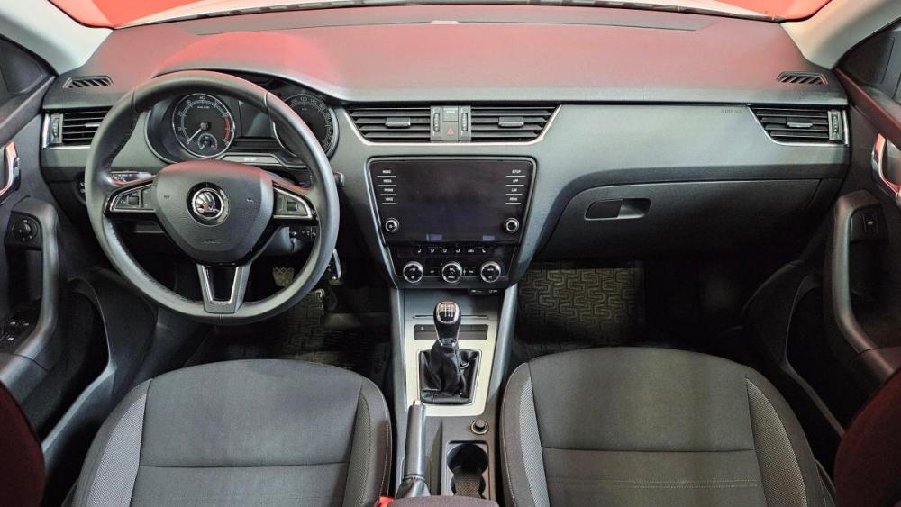 Skoda Octavia III (A7) Рестайлинг Вологда  - изображение 9