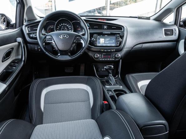 Kia Ceed II Рестайлинг с пробегом 2016 года, цена 1 521 200 рублей, 101586 км, универсал, Автокод Объявления