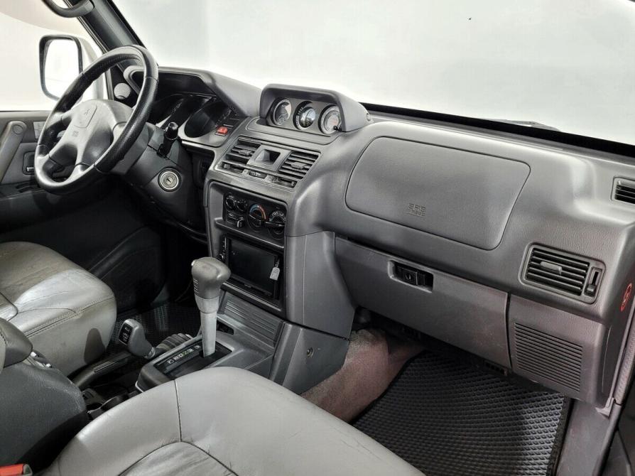 Mitsubishi Pajero II Рестайлинг Москва  - изображение 11