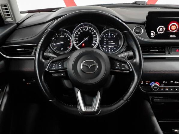 Mazda 6 III (GJ) Рестайлинг 2 с пробегом 2021 года, цена 2 890 000 рублей, 50000 км, седан, Автокод Объявления