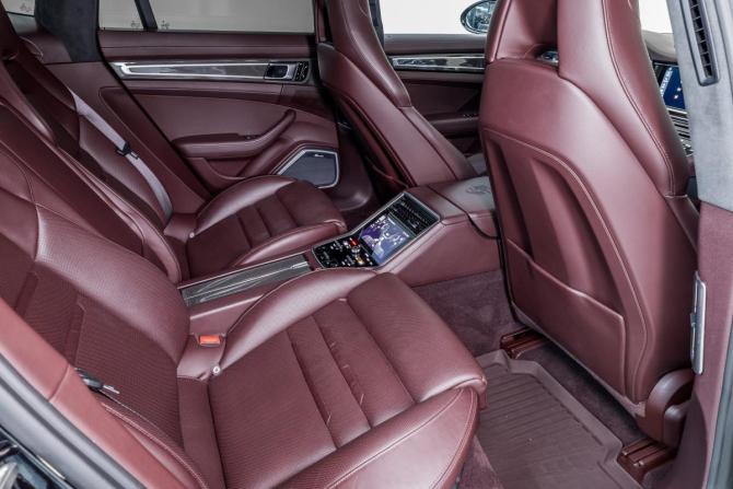 Porsche Panamera II с пробегом 2017 года, цена 6 986 000 рублей, 137297 км, лифтбек, Автокод Объявления