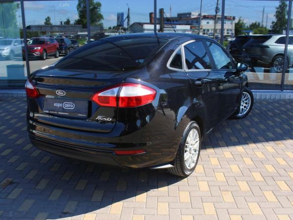 Ford Fiesta Mk6 Рестайлинг с пробегом 2016 года, цена 842 000 рублей, 89080 км, седан, Автокод Объявления