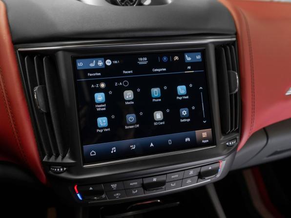Maserati Levante I Рестайлинг с пробегом 2021 года, цена 7 100 000 рублей, 44325 км, внедорожник, Автокод Объявления