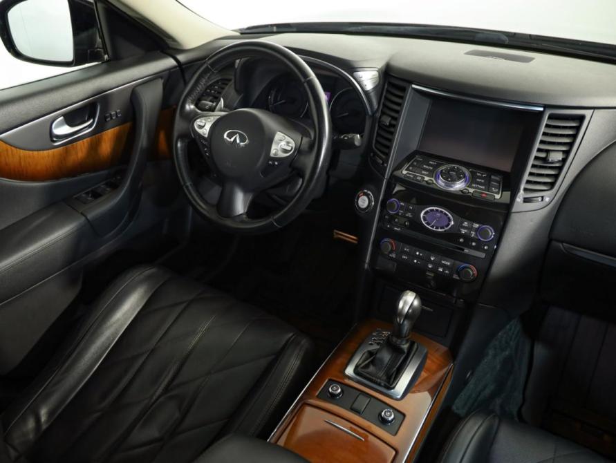 Infiniti QX70 Санкт-Петербург  - изображение 8