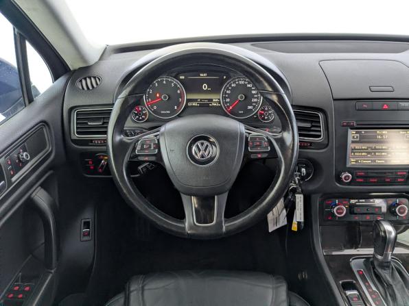 Volkswagen Touareg II с пробегом 2012 года, цена 2 165 000 рублей, 121950 км, внедорожник, Автокод Объявления