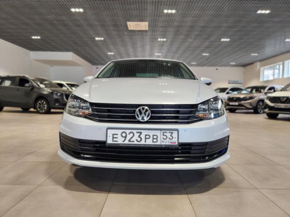 Volkswagen Polo V Рестайлинг с пробегом 2019 года, цена 1 300 000 рублей, 109000 км, седан, Автокод Объявления