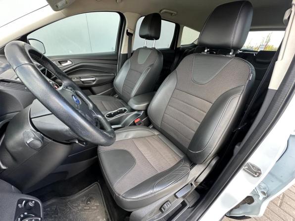 Ford Kuga II с пробегом 2015 года, цена 1 290 000 рублей, 136000 км, внедорожник, Автокод Объявления