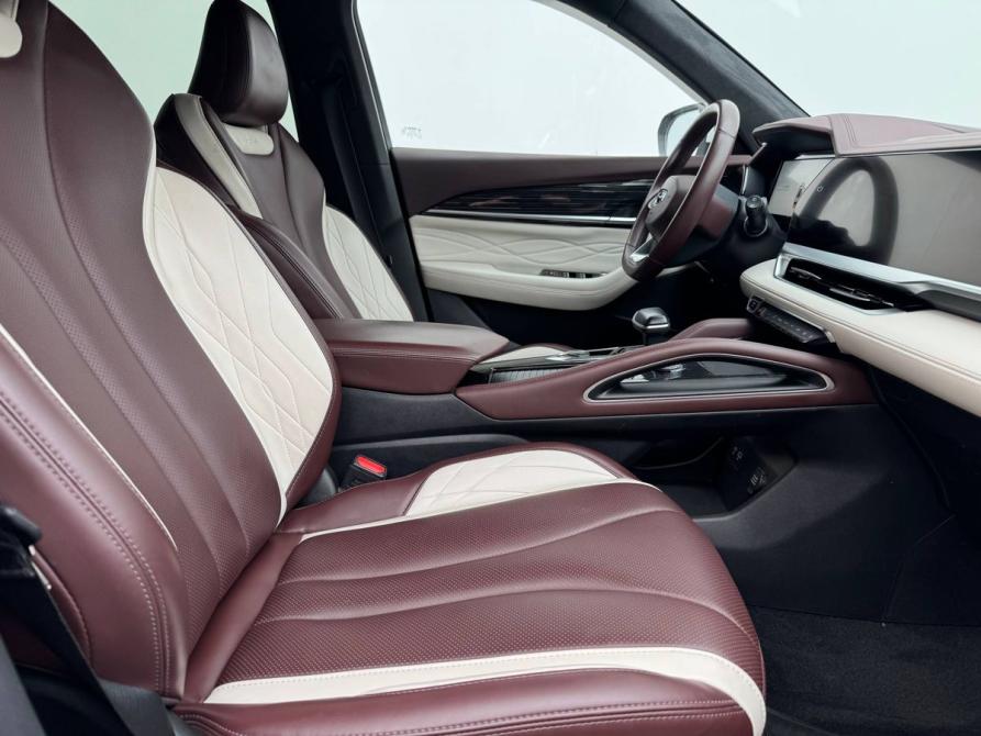 Geely Monjaro I Москва  - изображение 10
