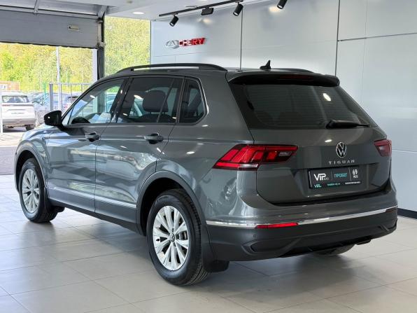 Volkswagen Tiguan II Рестайлинг с пробегом 2021 года, цена 2 947 000 рублей, 55471 км, внедорожник, Автокод Объявления