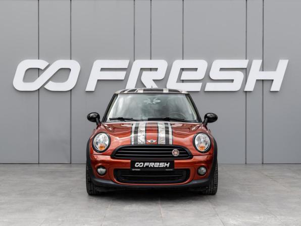 Mini Hatch II (R56) Рестайлинг с пробегом 2010 года, цена 888 000 рублей, 143154 км, хэтчбек, Автокод Объявления
