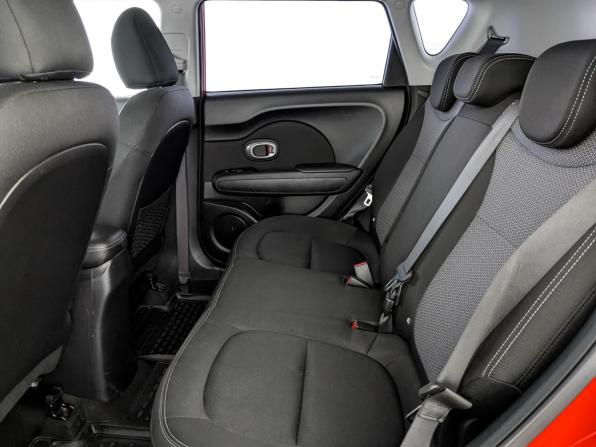 Kia Soul II Рестайлинг с пробегом 2017 года, цена 1 335 000 рублей, 149690 км, хэтчбек, Автокод Объявления