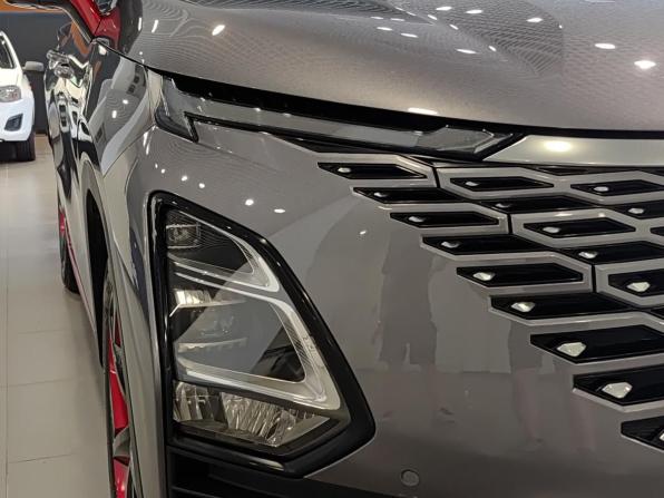 Omoda C5 I с пробегом 2023 года, цена 1 560 000 рублей, 116802 км, внедорожник, Автокод Объявления