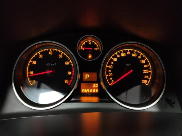 Opel Astra H Рестайлинг с пробегом 2008 года, цена 495 000 рублей, 269230 км, седан, Автокод Объявления