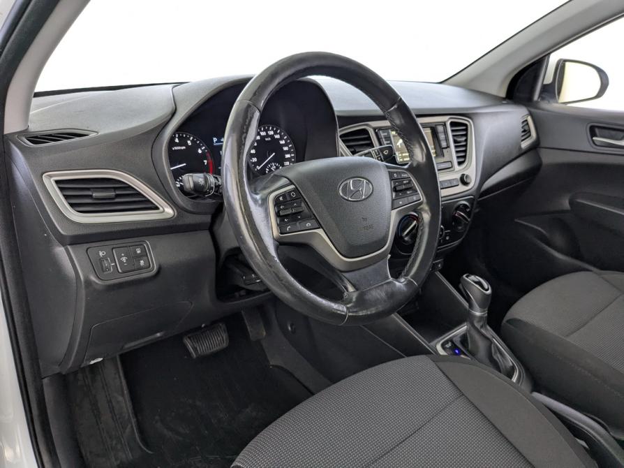 Hyundai Solaris II Москва  - изображение 16